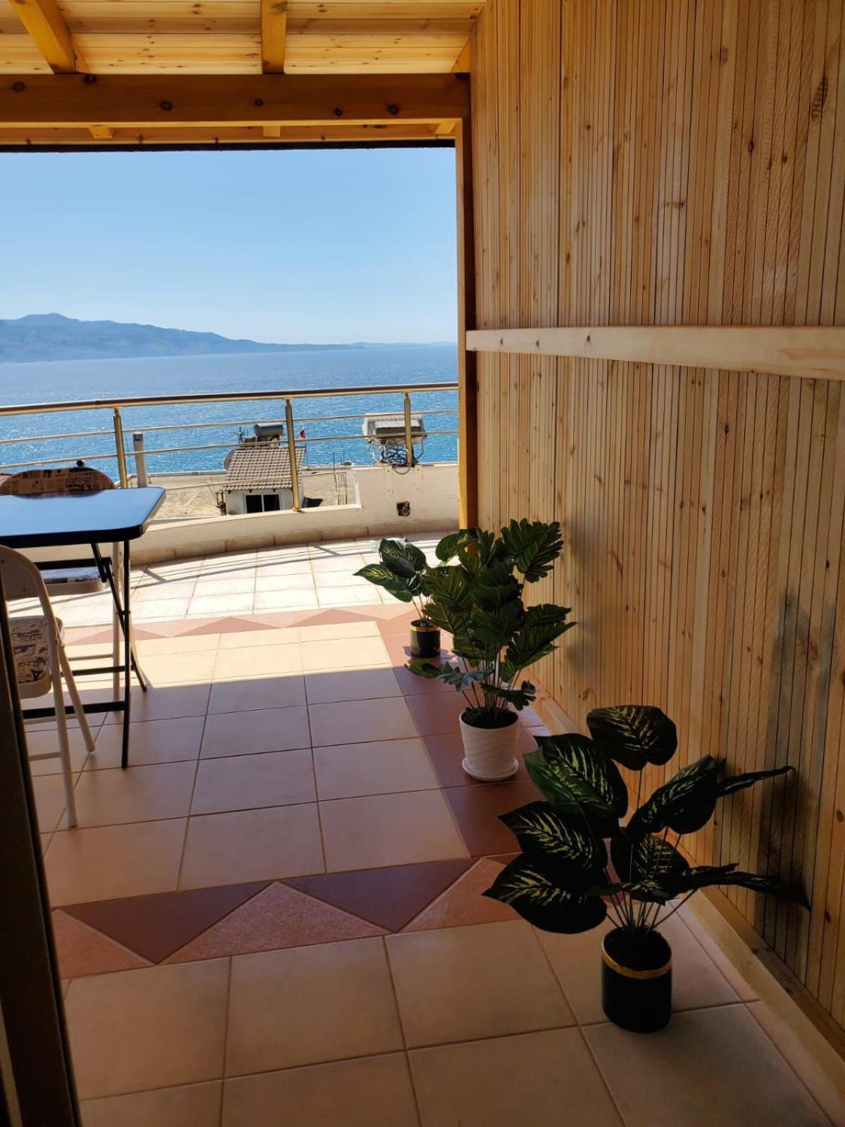 Summer Gate Apartment Sarande Exterior photo