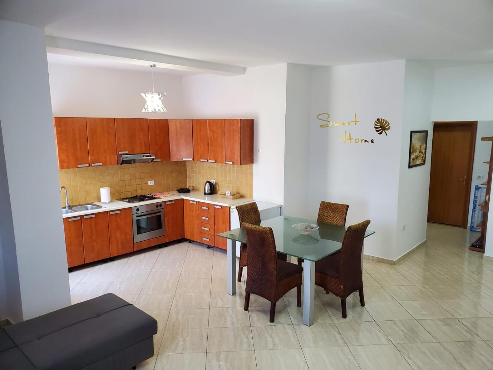Summer Gate Apartment Sarande Exterior photo