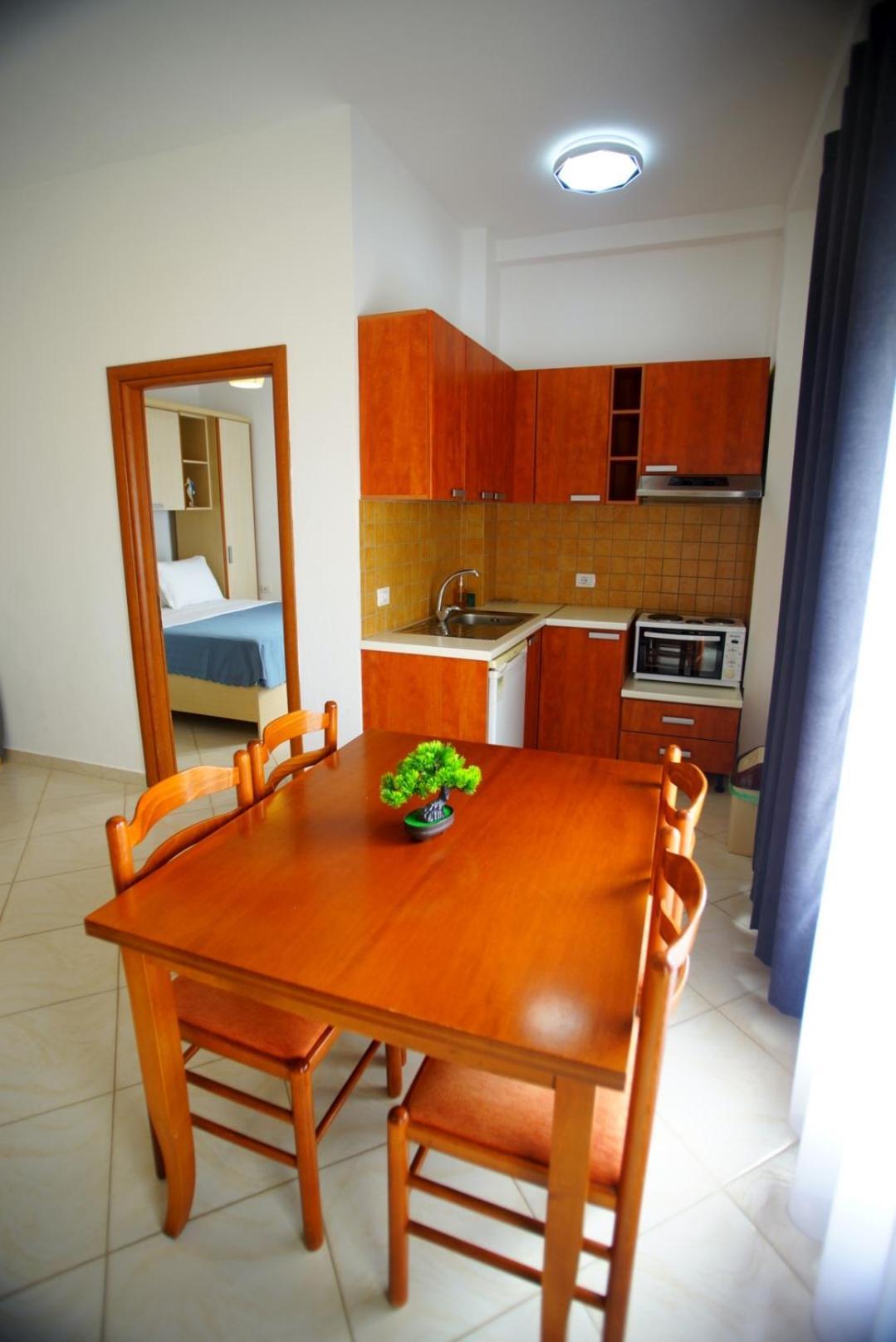 Summer Gate Apartment Sarande Exterior photo